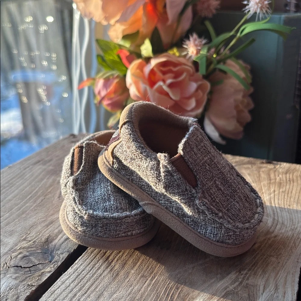 Twisted X Infant Slip-ons, Loafers, Moc Moccasin Shoes for Baby, Size 1 or 2